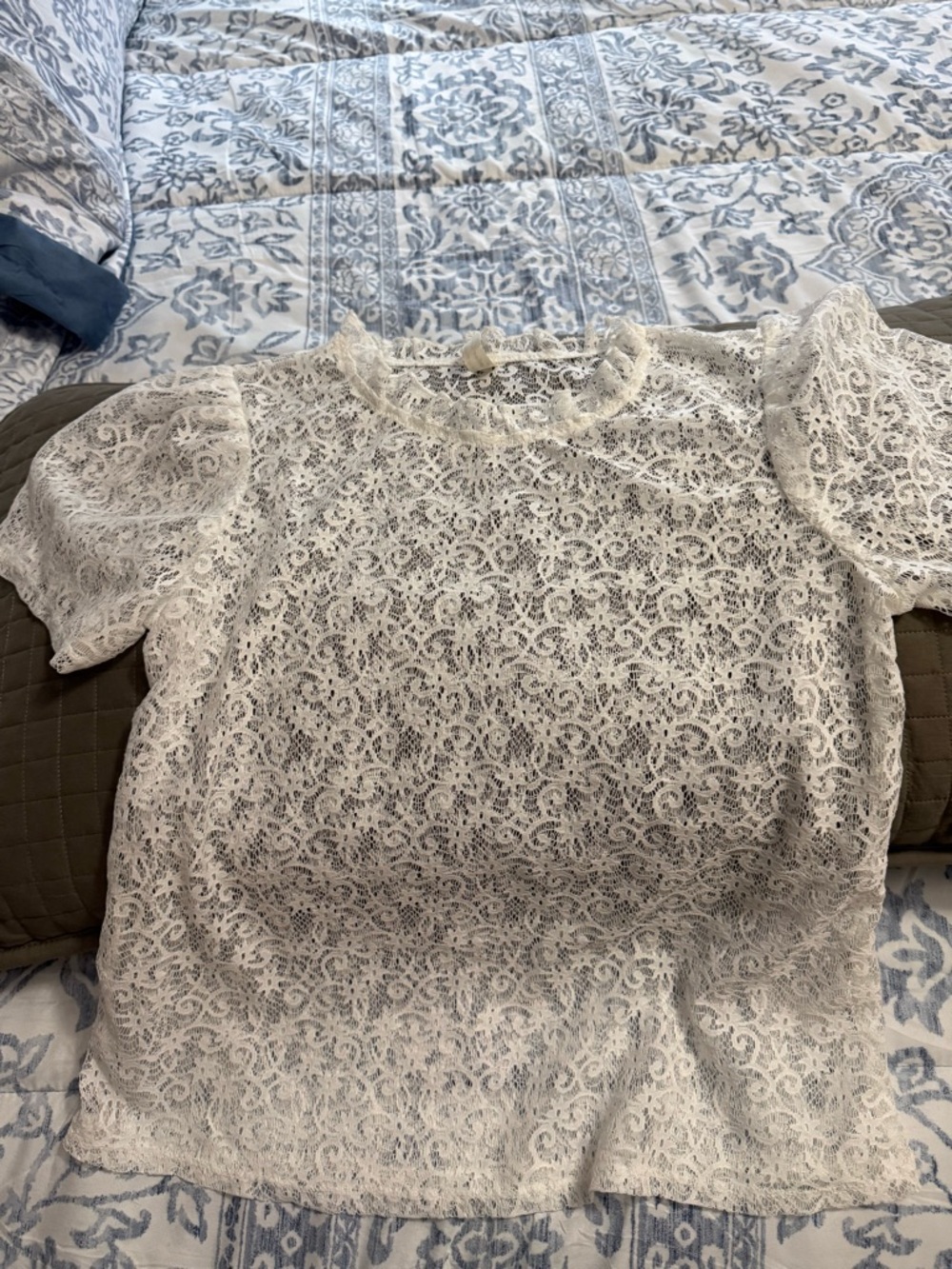 PerSeption Concept White Lace Puff Sleeve Blouse